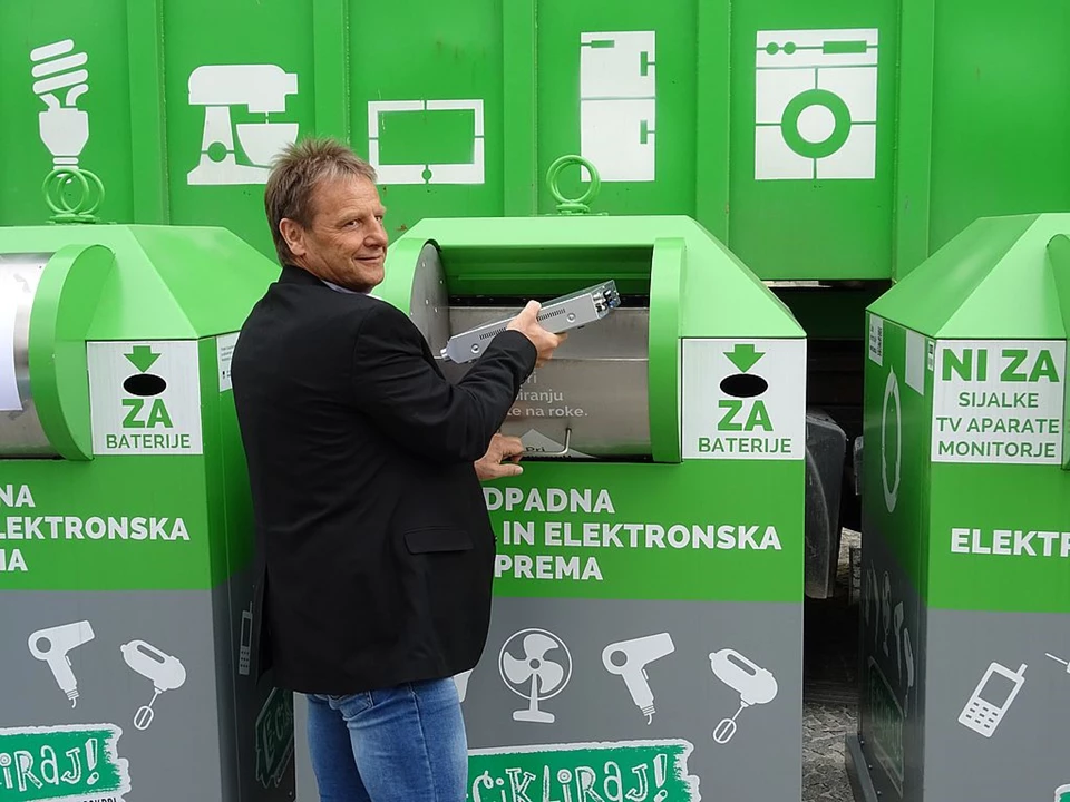 Tolmin, Bovec in Kobarid dobili ulične zbiralnike za stare aparate